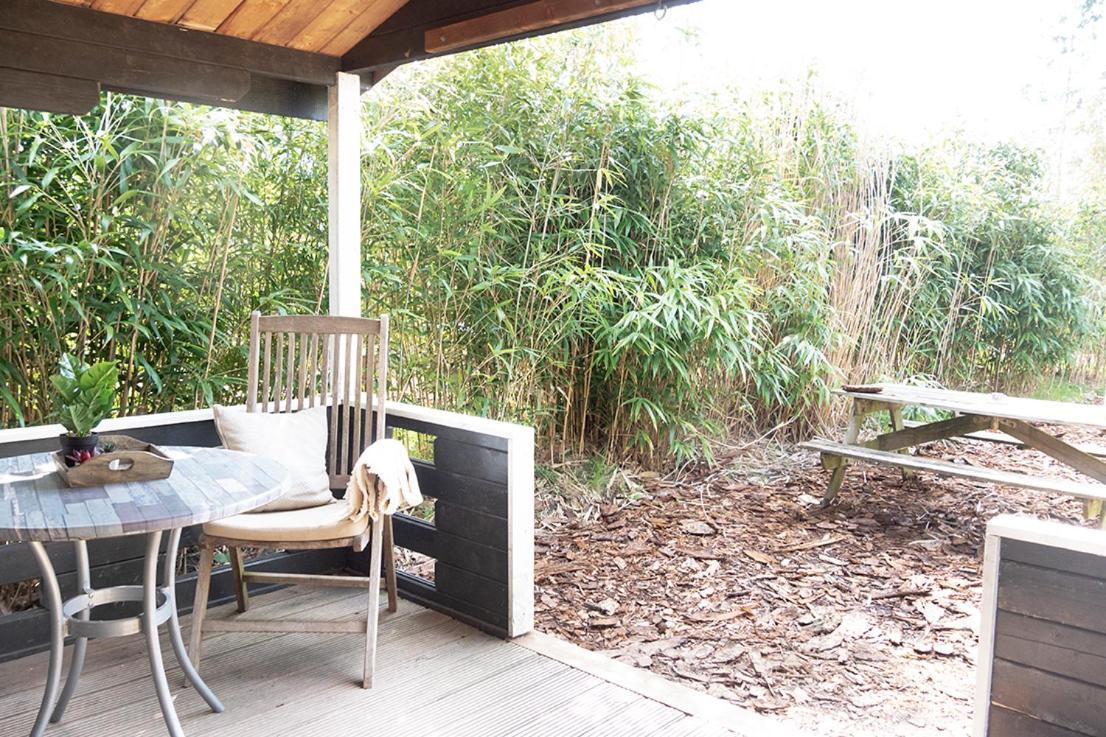 Bamboo Lodge Γκρόνιγκεν Εξωτερικό φωτογραφία
